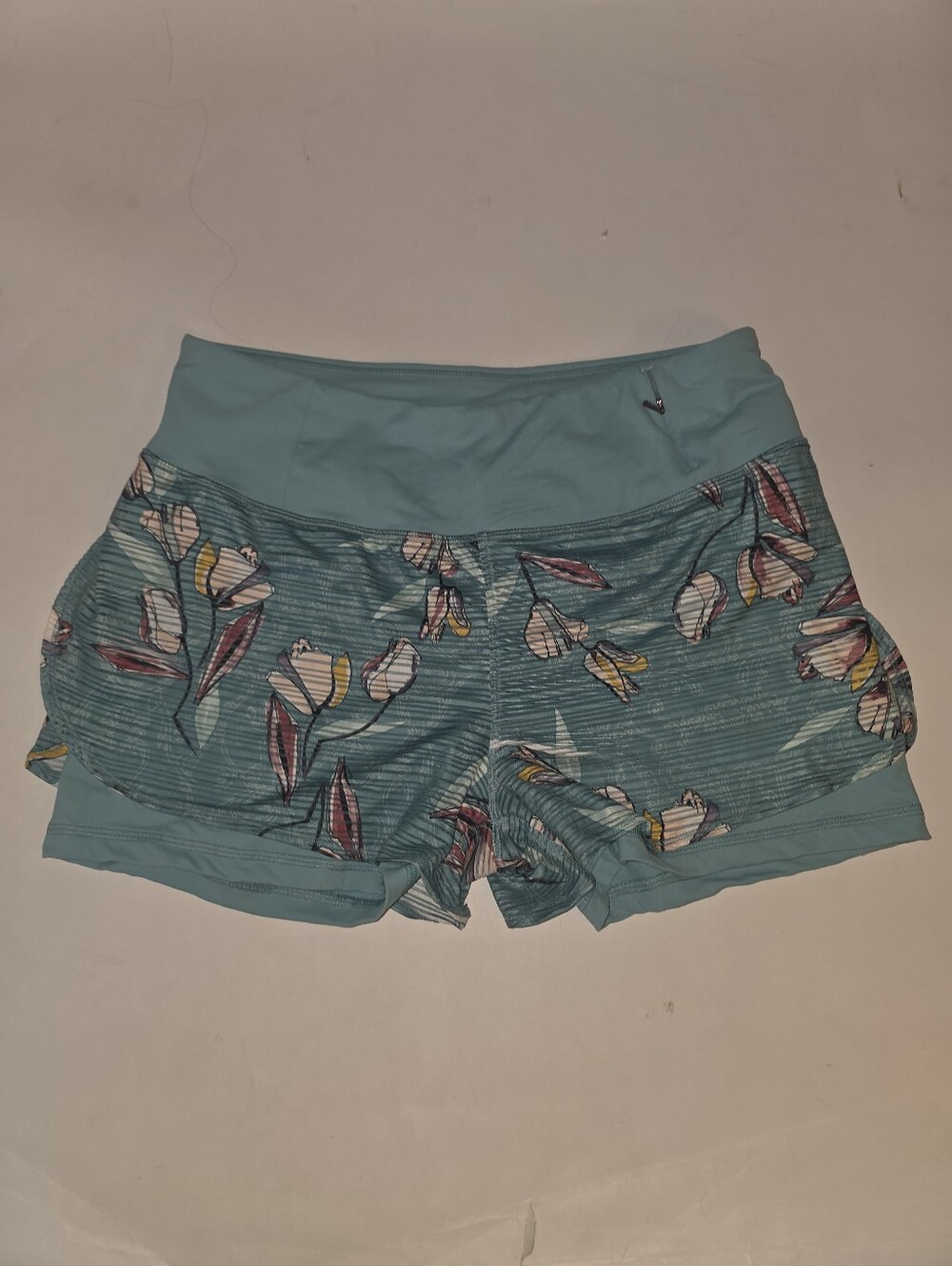 Calia Shorts Size M Blue Floral